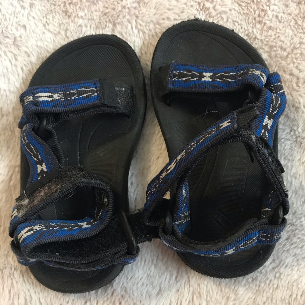 Kids teva sandals